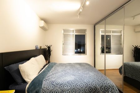 Apartamento à venda com 105m², 2 quartos e 1 vagaSuíte