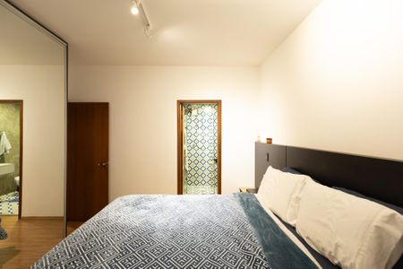 Apartamento à venda com 105m², 2 quartos e 1 vagaSuíte