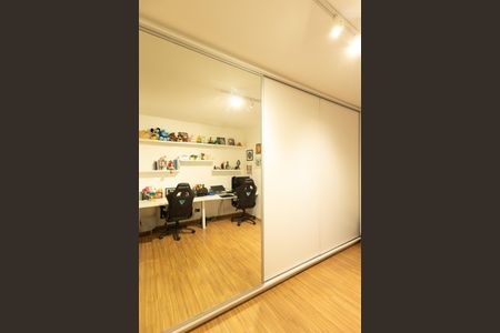 Apartamento à venda com 105m², 2 quartos e 1 vagaQuarto 