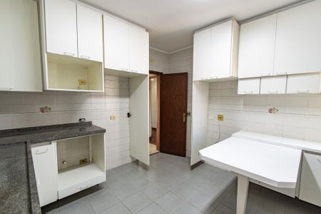 Apartamento à venda com 118m², 3 quartos e 2 vagasCozinha