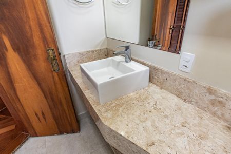 Apartamento à venda com 118m², 3 quartos e 2 vagasBanheiro da Suíte