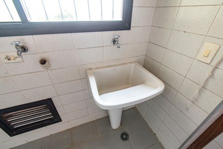 Apartamento à venda com 118m², 3 quartos e 2 vagasÁrea de serviço