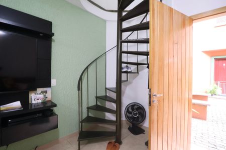 Sala de apartamento para alugar com 2 quartos, 53m² em Jardim Santa Genoveva, Guarujá