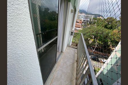 Apartamento à venda com 69m², 2 quartos e 1 vaga Apartamento à venda com 69m², 2 quartos e 1 vagaVaranda da Sala