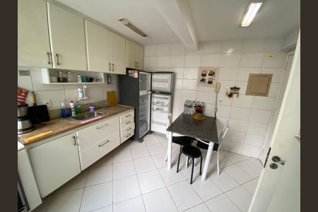 Apartamento à venda com 69m², 2 quartos e 1 vaga Apartamento à venda com 69m², 2 quartos e 1 vagaCozinha