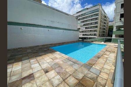 Apartamento à venda com 69m², 2 quartos e 1 vaga Apartamento à venda com 69m², 2 quartos e 1 vagaÁrea comum - Piscina