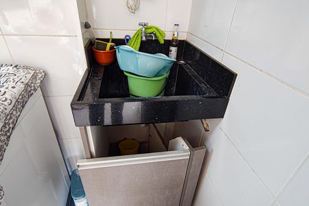 Apartamento à venda com 184m², 3 quartos e 2 vagas Apartamento à venda com 184m², 3 quartos e 2 vagasCozinha e Área de Serviço