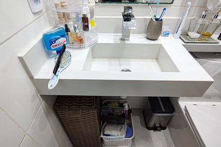 Apartamento à venda com 184m², 3 quartos e 2 vagas Apartamento à venda com 184m², 3 quartos e 2 vagasBanheiro da Suíte 2