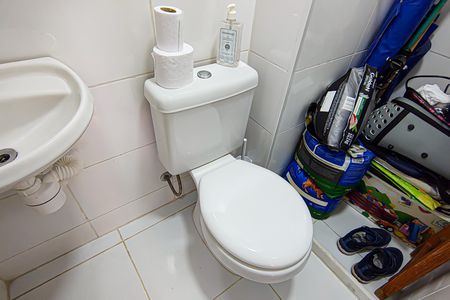 Apartamento à venda com 184m², 3 quartos e 2 vagas Apartamento à venda com 184m², 3 quartos e 2 vagasLavabo