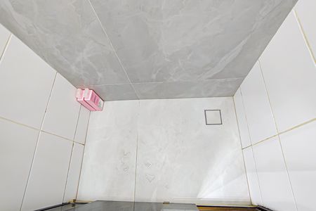 Apartamento à venda com 184m², 3 quartos e 2 vagas Apartamento à venda com 184m², 3 quartos e 2 vagasBanheiro da Suíte 2