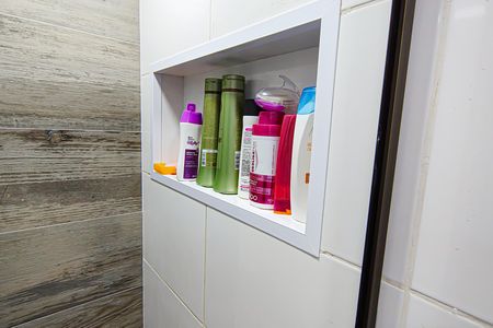 Apartamento à venda com 184m², 3 quartos e 2 vagas Apartamento à venda com 184m², 3 quartos e 2 vagasBanheiro da Suíte 1