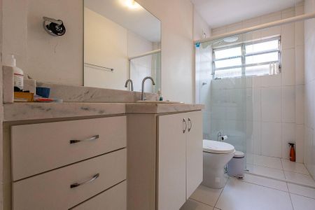 Banheiro Social de apartamento à venda com 1 quarto, 54m² em Pinheiros, São Paulo