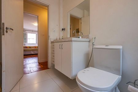 Banheiro Social de apartamento à venda com 1 quarto, 54m² em Pinheiros, São Paulo