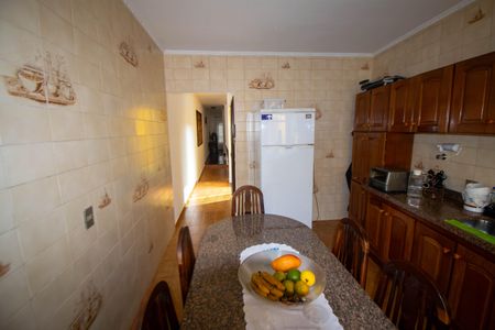 Casa à venda com 200m², 3 quartos e 2 vagas Casa à venda com 200m², 3 quartos e 2 vagasCozinha