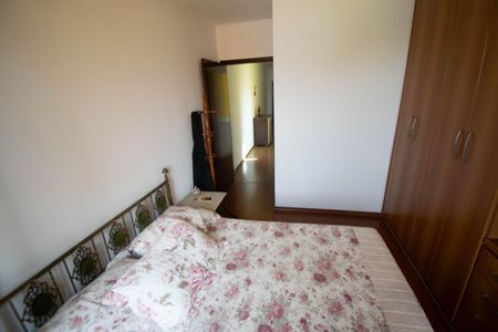 Casa à venda com 200m², 3 quartos e 2 vagas Casa à venda com 200m², 3 quartos e 2 vagasQuarto 1