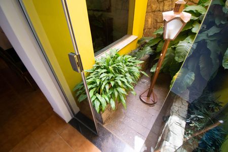 Casa à venda com 200m², 3 quartos e 2 vagas Casa à venda com 200m², 3 quartos e 2 vagasJardim de inverno