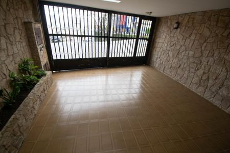 Casa à venda com 200m², 3 quartos e 2 vagas Casa à venda com 200m², 3 quartos e 2 vagasGaragem