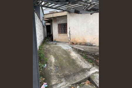 Casa à venda com 85m², 3 quartos e 4 vagas