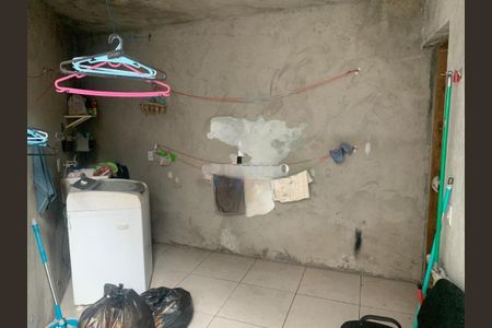 Casa à venda com 85m², 3 quartos e 4 vagas