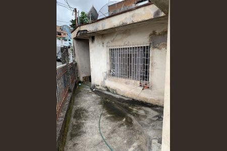 Casa à venda com 85m², 3 quartos e 4 vagas