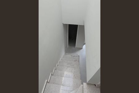 Casa à venda com 120m², 2 quartos e 2 vagas