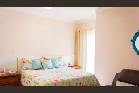 Casa à venda com 3 quartos, 180m² em Vila Scarpelli, Santo André