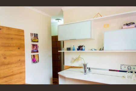 Casa à venda com 3 quartos, 180m² em Vila Scarpelli, Santo André