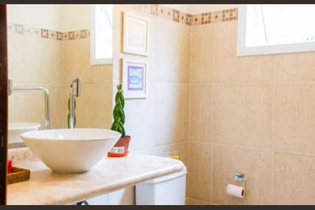 Casa à venda com 3 quartos, 180m² em Vila Scarpelli, Santo André