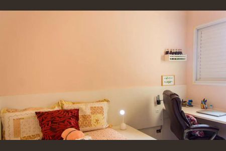 Casa à venda com 3 quartos, 180m² em Vila Scarpelli, Santo André