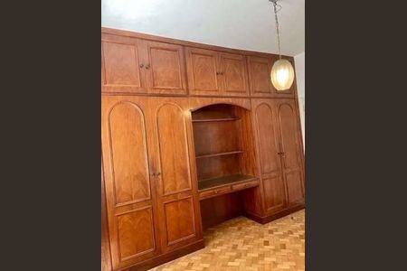 Apartamento à venda com 194m², 4 quartos e 2 vagas