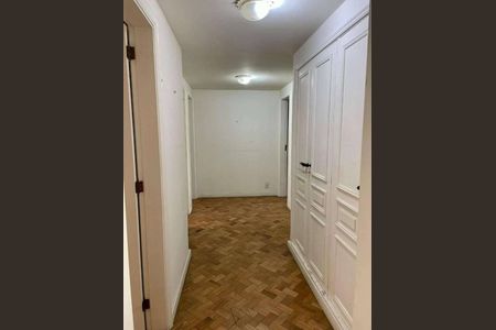 Apartamento à venda com 194m², 4 quartos e 2 vagas