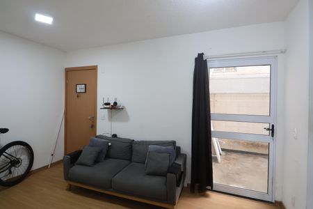 Sala de apartamento para alugar com 2 quartos, 41m² em Estância Velha, Canoas
