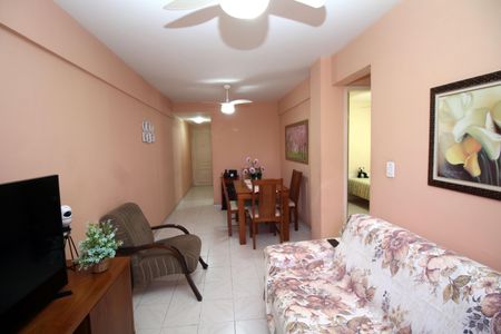 Sala de apartamento à venda com 2 quartos, 75m² em Olaria, Rio de Janeiro