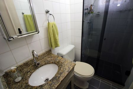 Apartamento à venda com 75m², 2 quartos e 1 vagaBanheiro
