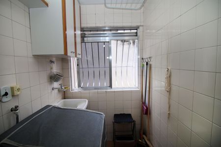 Apartamento à venda com 75m², 2 quartos e 1 vagaÁrea de Serviço