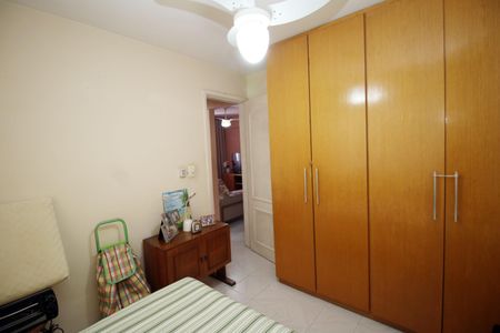 Apartamento à venda com 75m², 2 quartos e 1 vagaQuarto 2