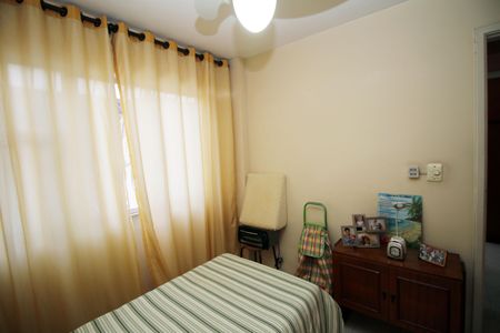 Apartamento à venda com 75m², 2 quartos e 1 vagaQuarto 2