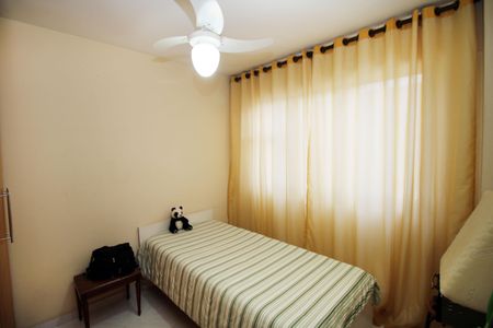 Apartamento à venda com 75m², 2 quartos e 1 vagaQuarto 2