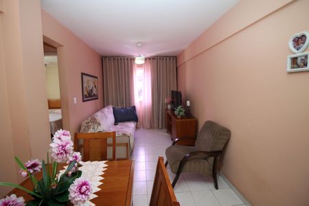 Sala de apartamento à venda com 2 quartos, 75m² em Olaria, Rio de Janeiro