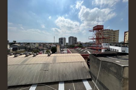 Vista do Quarto 1 de apartamento para alugar com 2 quartos, 48m² em Madureira, Rio de Janeiro
