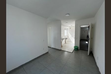 Sala de apartamento para alugar com 2 quartos, 48m² em Madureira, Rio de Janeiro