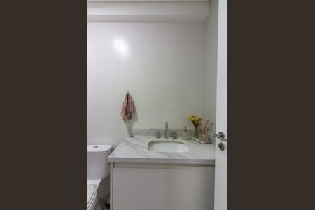 Apartamento à venda com 62m², 2 quartos e 1 vaga Apartamento à venda com 62m², 2 quartos e 1 vagaBanheiro 1