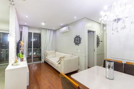 Sala de apartamento à venda com 2 quartos, 62m² em Centro, Osasco