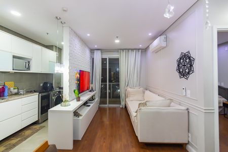 Sala de apartamento à venda com 2 quartos, 62m² em Centro, Osasco