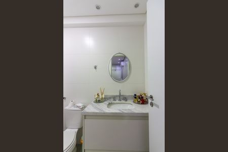 Apartamento à venda com 62m², 2 quartos e 1 vaga Apartamento à venda com 62m², 2 quartos e 1 vagaBanheiro da Suíte