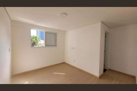 Casa à venda com 3 quartos, 186m² em Vila Alpina, Santo André