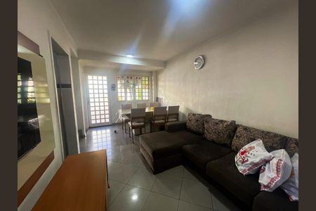 Casa de Condomínio à venda com 2 quartos, 132m² em Vila Metalúrgica, Santo André
