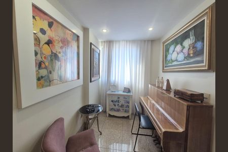 Apartamento à venda com 140m², 4 quartos e 2 vagas
