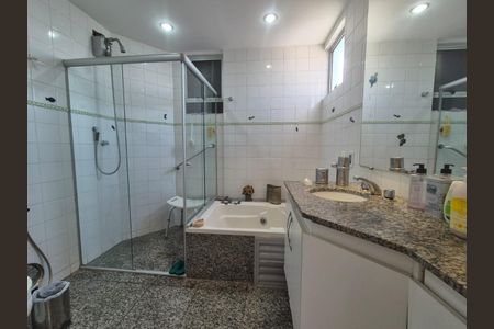 Apartamento à venda com 140m², 4 quartos e 2 vagas
