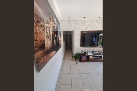 Casa à venda com 2 quartos, 180m² em Interlagos, São Paulo